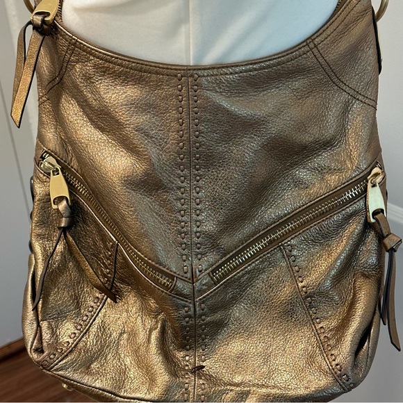 B. Makowsky Metallic Dark Gold 100% Leather Hobo Shoulder Bag - Picture 2 of 10